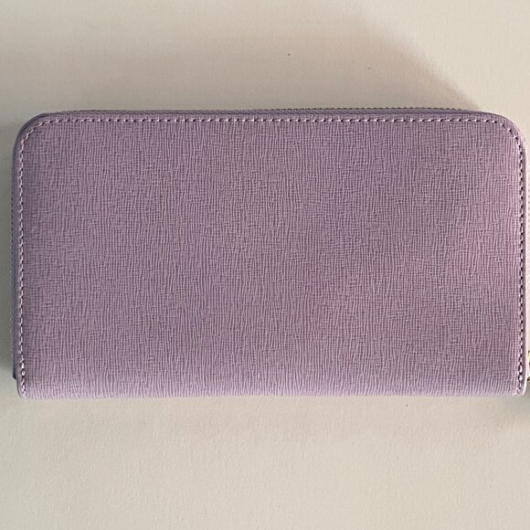 Furla extra large zip around leather wallet. Brand new with tags in box - Picture 4 of 5